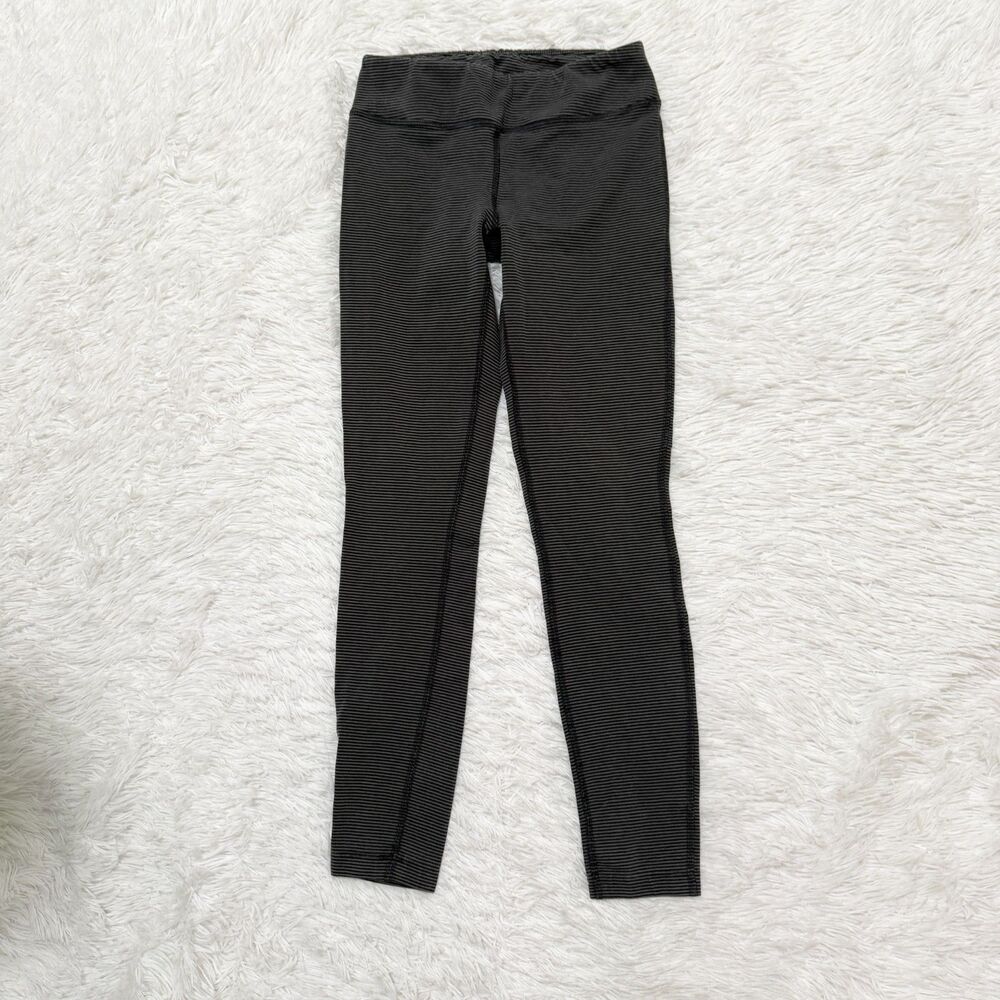 Women Patagonia Srenity Stripe Leggings in Black Gray Stripe Extra Small